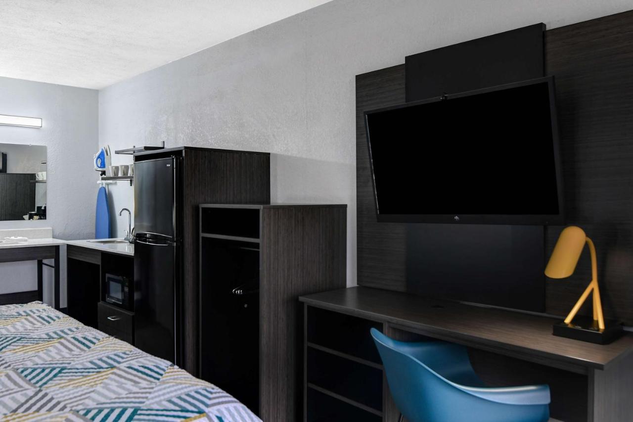 Studio 6 Meridian, Ms Bonita Lakes 외부 사진